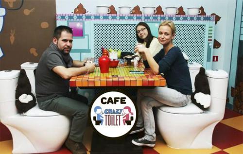 The toilet themed Cafe of the fighting Nation-A menu that makes you feel surprised and disgusting