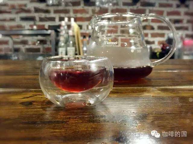Analyze why cold brewed coffee makes people feel better?