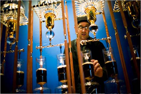 The History of making and using Ice drop Coffee introduction of single boutique Coffee