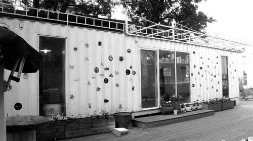 There is a container coffee shop in Wuhan. Coffee in containers. Romantic experience. Recommended by Wuhan Cafe.