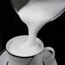 Four criteria for judging the quality of milk bubbles how to judge the quality of milk bubbles
