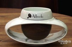 Barista favorite: creative ceramic coffee cup Alfredo