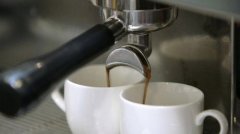 An expert guide to ordering in a cafe is not shy.