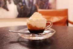 The profit margin of opening a low-priced coffee shop for 10,000 yuan is as high as 70%.