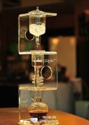 Coffee utensils and ice drop kettles for brewing coffee