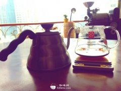 Coffee common sense comparison of flavor between hand-brewed coffee and siphon pot brewed coffee