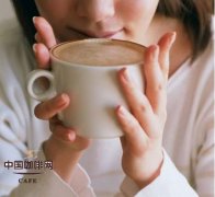 Drinking coffee healthily and regularly is good for your health.