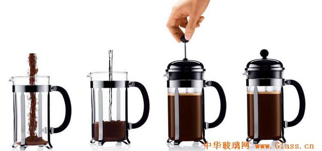 The coffee is made by pressing the pot and making coffee delicious by the graphic method.