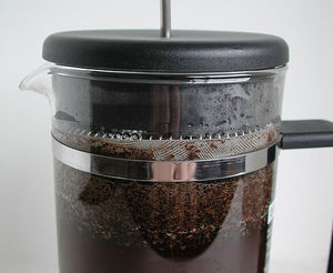 Teach you to use the method to distinguish the freshness of coffee beans.