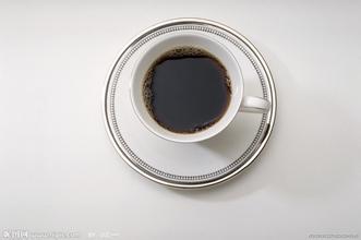 The eight common uses of coffee grounds can be both skin care and cleaning.