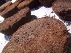 What is the use of coffee grounds for expired coffee powder?