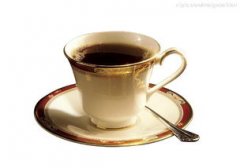 Fine coffee, mellow Italian LAVAZZA coffee.