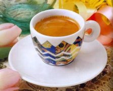 The coffee shop runs the coffee time of Tang and Tang.