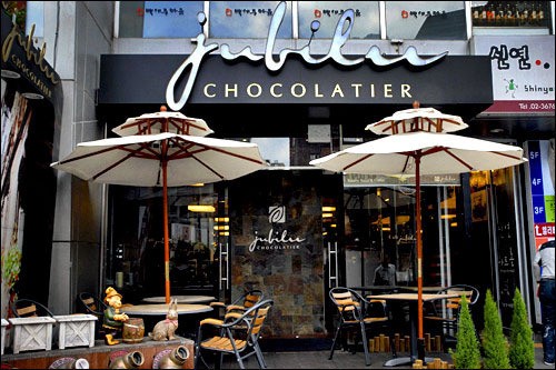 Hangzhou shopping malls coffee shops 