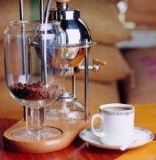 The harm of three-in-one instant coffee drinking instant coffee