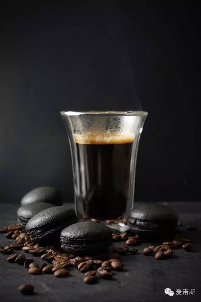 The process and stage characteristics of coffee roasting