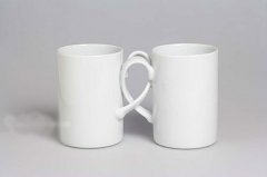 The creative Italian coffee cup can never be separated from the couple cup.