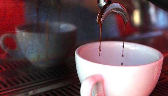Coffee control pay attention to the least suitable for drinking coffee in the morning.