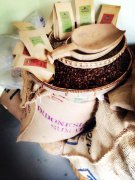 Coffee in Vietnam is also famous in the world.