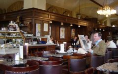 On the Management Countermeasures of spice and Beverage Industry