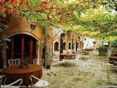What is the ideal of a cafe?