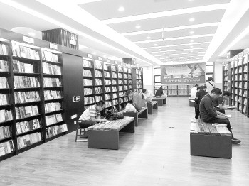E-commerce impact gives birth to 
