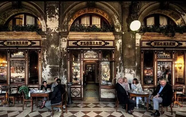 Starbucks enters Italy? But Italy may not need Starbucks.