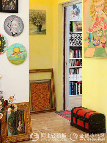Move the cafe back home to create an elegant home with full atmosphere.