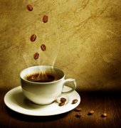 Three coffee brewing methods commonly used in cafes