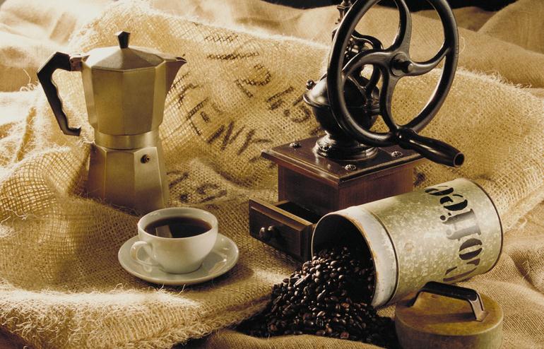 Three different ways of extracting Coffee essence