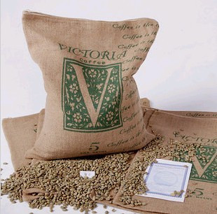There are several kinds of coffee beans in Aceh Ache province of Sumatra, Indonesia, how to turn coffee beans into coffee coffee.