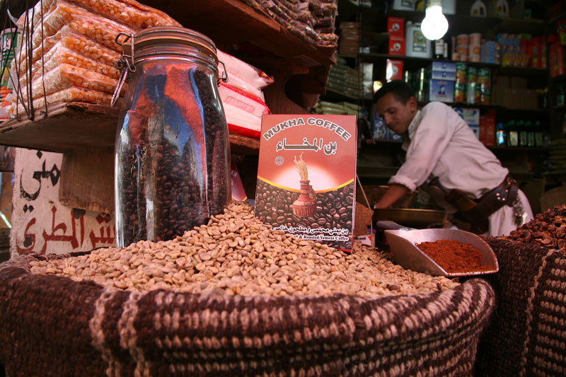 Coffee black honey treatment method is to leave how many percent of the mucous membrane? what is honey processing coffee beans?