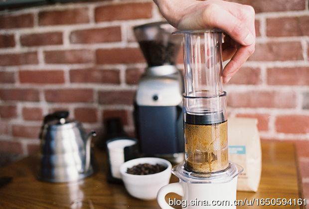 Comrades, what do you use for Aero Press grinding? How much coffee is ground?