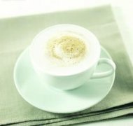 What are the advantages and disadvantages of drinking coffee?