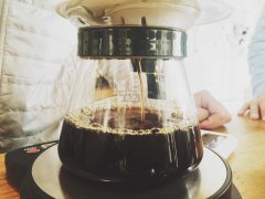 Drinking traditional Chinese medicine is better than drinking coffee.